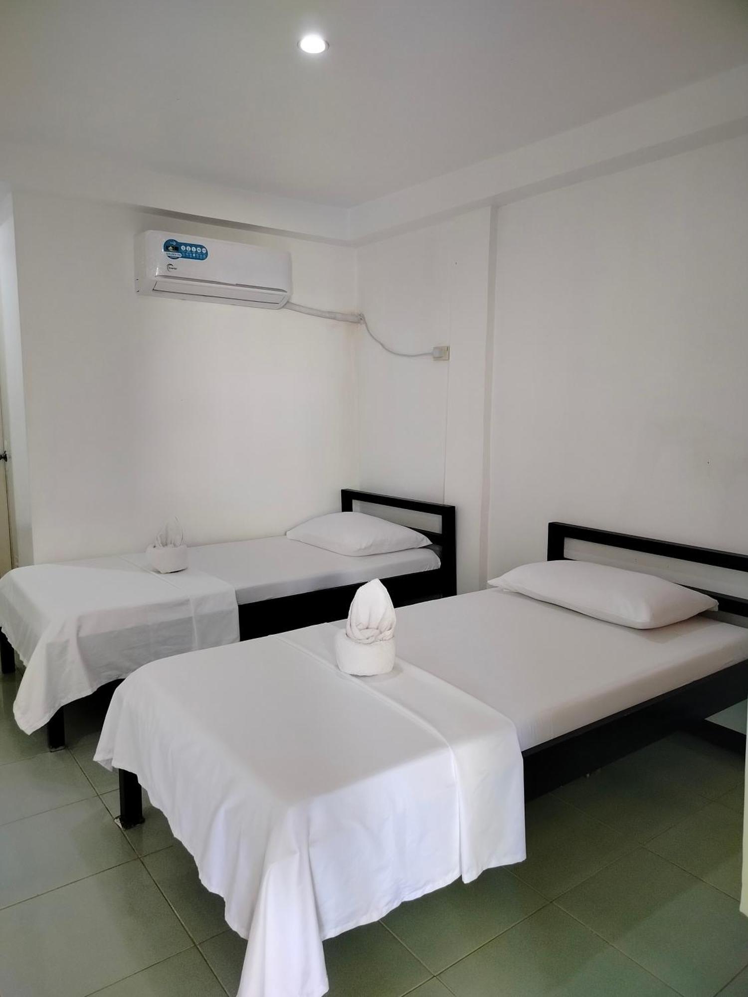 Lang2 Place Đảo Đảo Coron Ngoại thất bức ảnh
