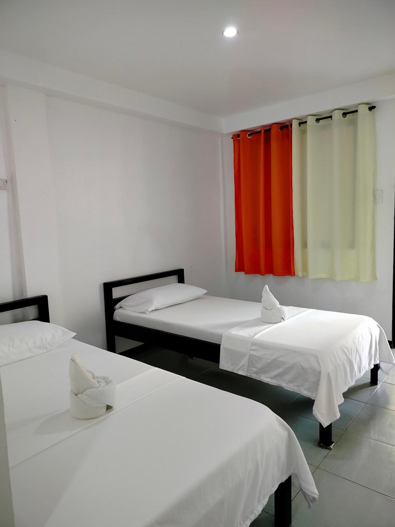 Lang2 Place Đảo Đảo Coron Ngoại thất bức ảnh
