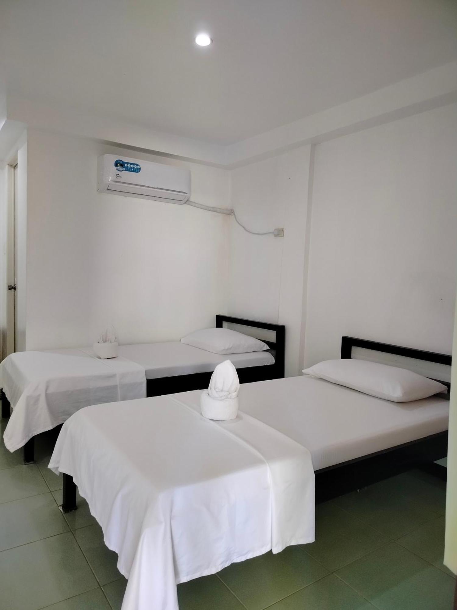 Lang2 Place Đảo Đảo Coron Ngoại thất bức ảnh
